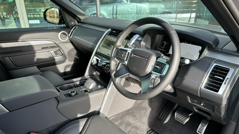 Land Rover Discovery 3.0 D350 Dynamic HSE 5dr Auto Diesel Station Wagon